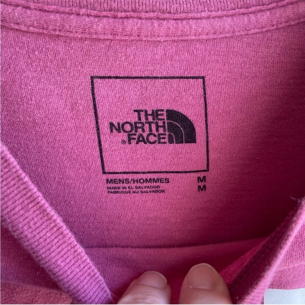 Men's The North Face Short Sleeve T Shirt Medium.